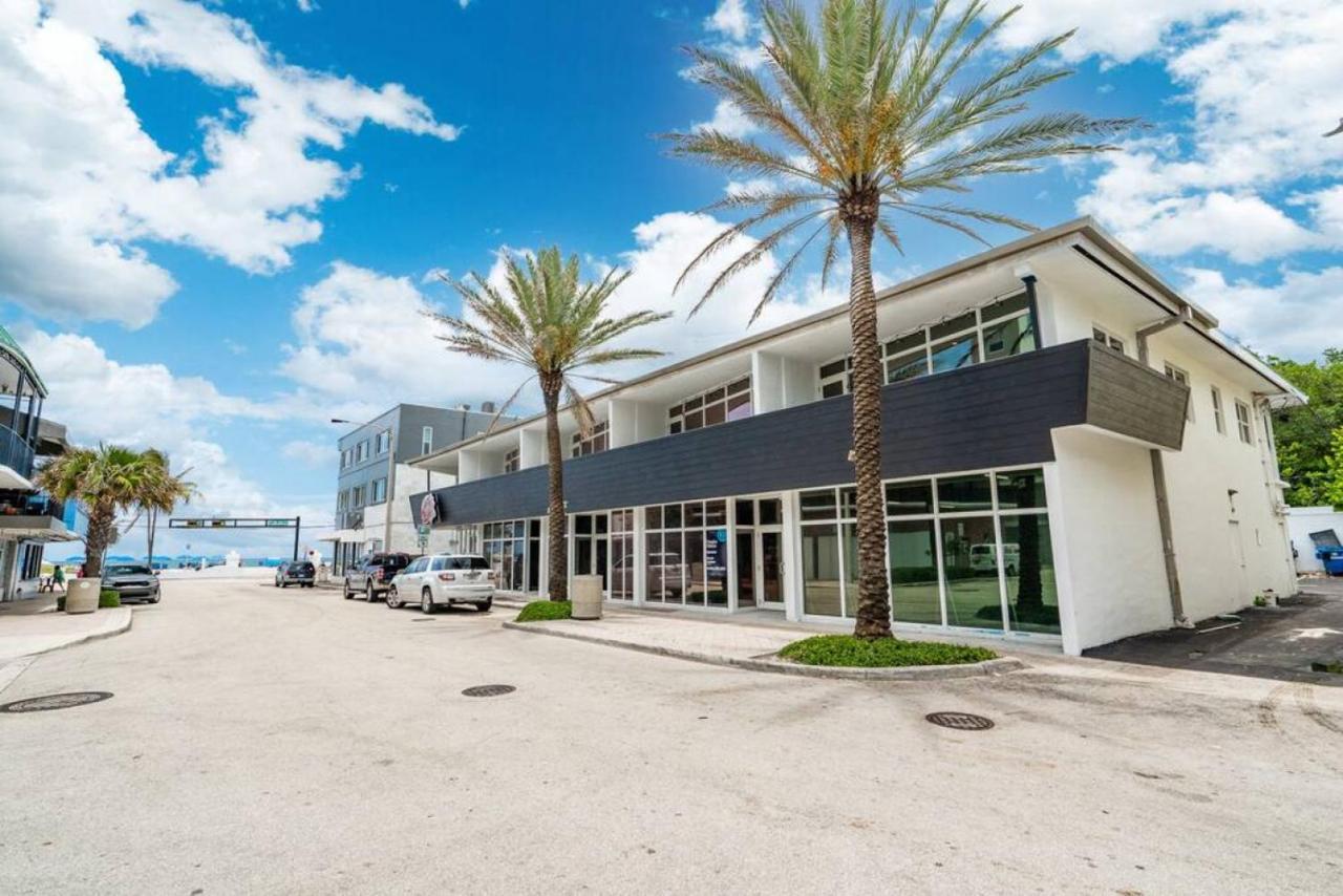 The Purple Pelican Beachfront With Ocean Balcony Unit 3 Fort Lauderdale Eksteriør billede