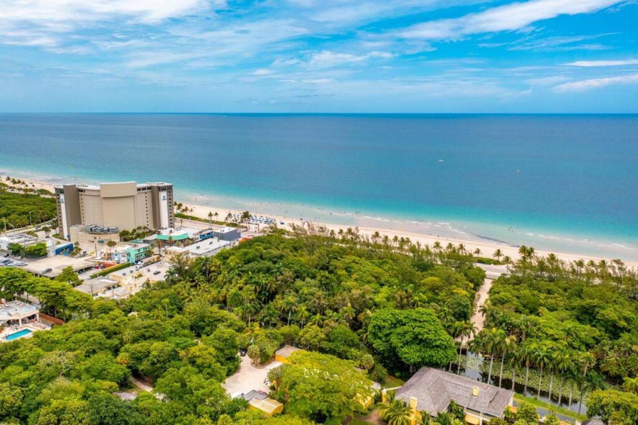 The Purple Pelican Beachfront With Ocean Balcony Unit 3 Fort Lauderdale Eksteriør billede